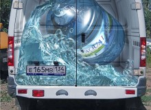 3D реклама питьевой воды на автомобилях компании «AQUALeader». Задний борт.  г.Волжский. 2018 год.